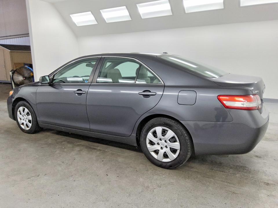 Photo 2 from auction – 2010 TOYOTA CAMRY with VIN 4T1BF3EKXAU065639