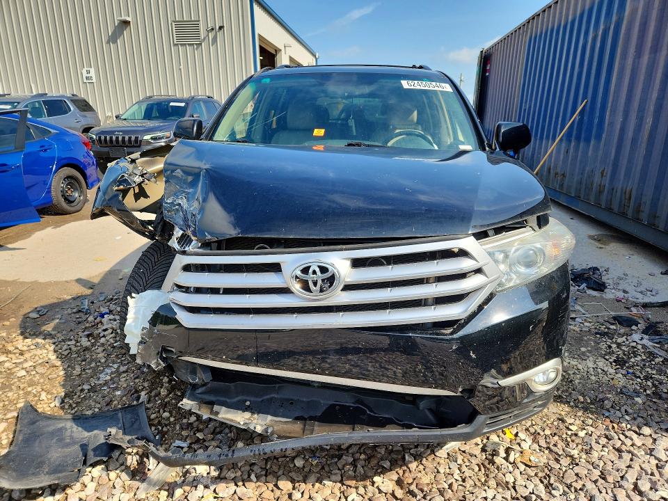 Zdjęcie 5 z aukcji – 2012 TOYOTA HIGHLANDER z VIN 5TDDK3EH1CS152379