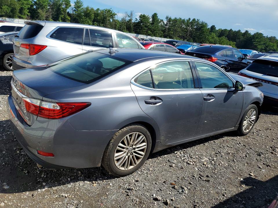 Photo 3 from auction – 2013 LEXUS ES with VIN JTHBK1GG8D2081222