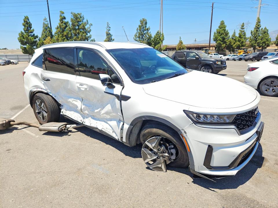 Photo 4 from auction – 2022 KIA SORENTO with VIN KNDRH4LG7N5095666