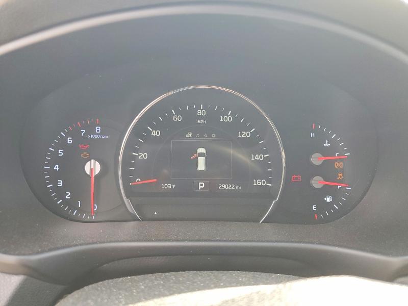 Photo 9 from auction – 2017 KIA SORENTO with VIN 5XYPH4A50HG274152