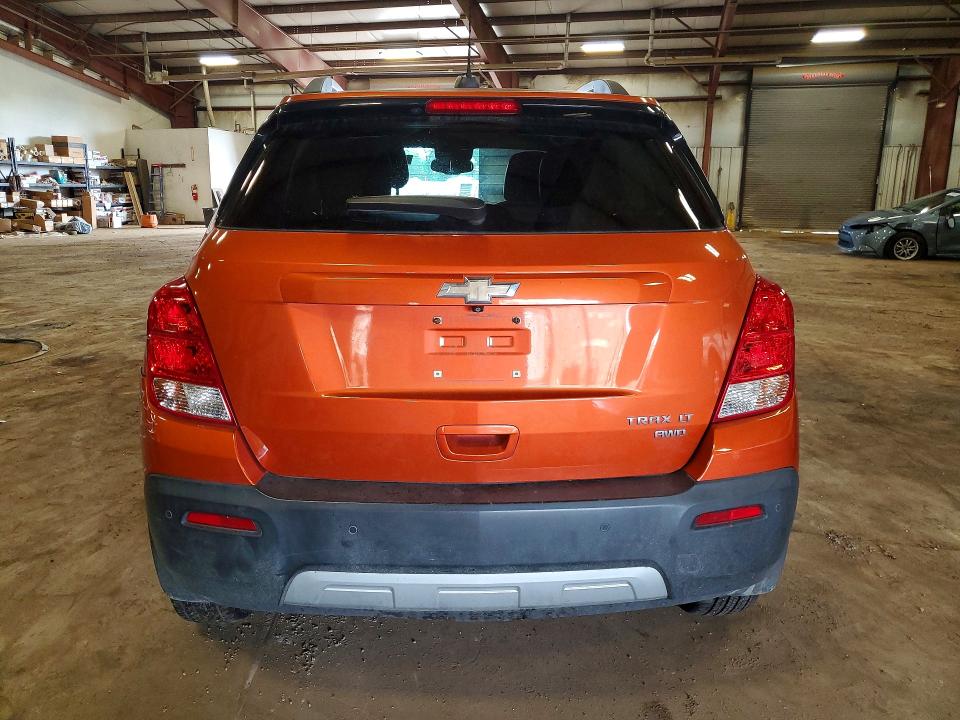 Photo 6 from auction – 2016 CHEVROLET TRAX with VIN KL7CJPSB1GB593641