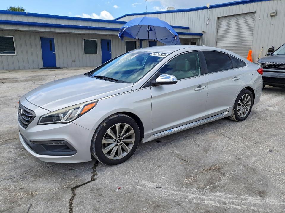 HYUNDAI SONATA 2015 with VIN 5NPE34AF4FH098856 - Photo from auction