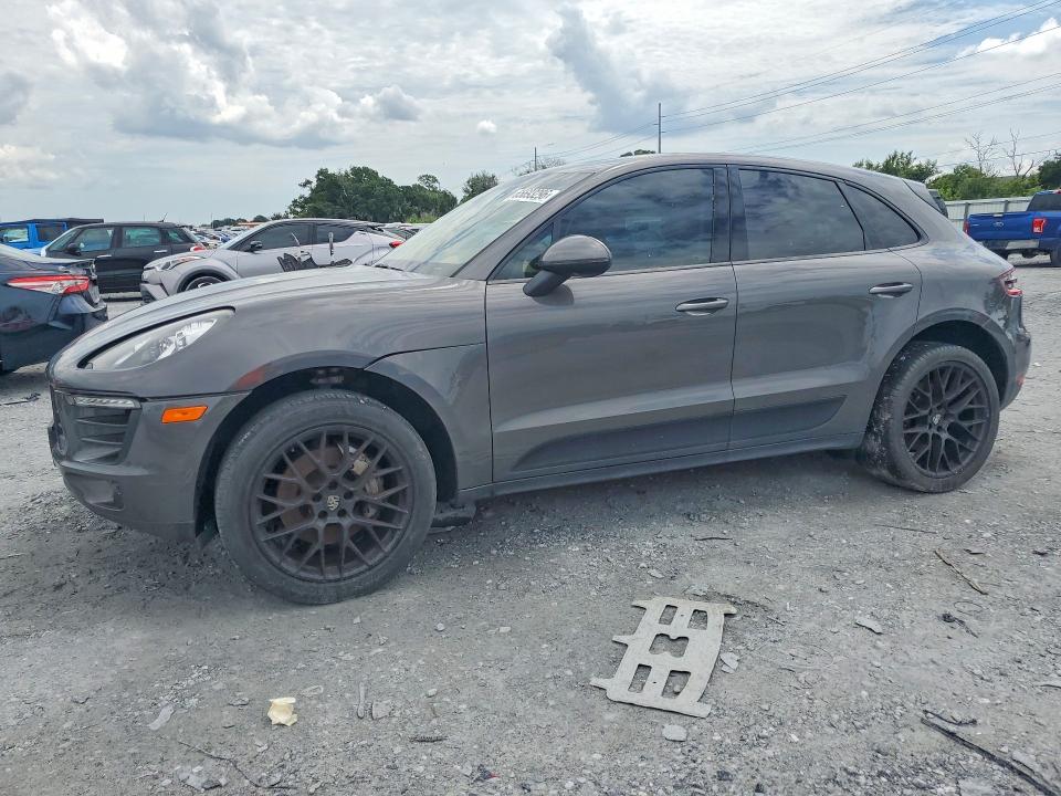 PORSCHE MACAN 2016 with VIN WP1AB2A50GLB45342 - Photo from auction