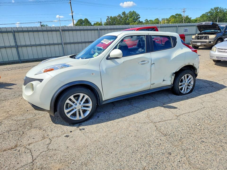 NISSAN JUKE 2011 with VIN JN8AF5MR1BT022216 - Photo from auction