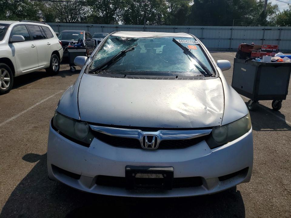 Photo 5 from auction – 2010 HONDA CIVIC with VIN 2HGFA1F50AH500741