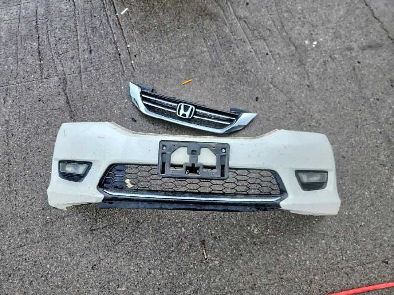 Photo 12 from auction – 2015 HONDA ACCORD with VIN 1HGCR2F8XFA260079