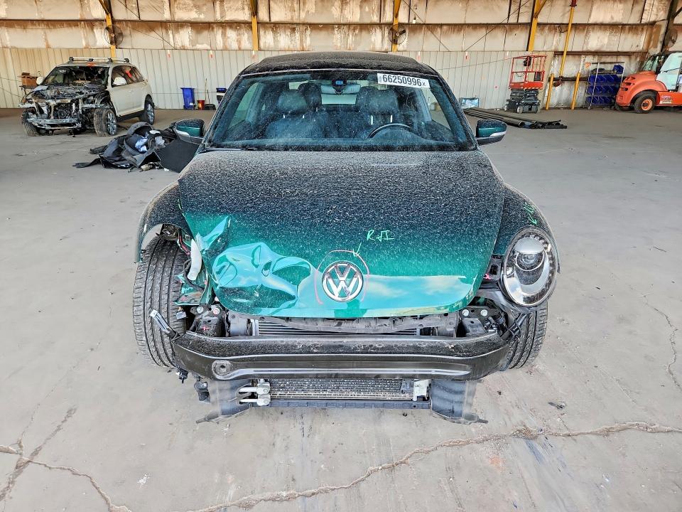 Photo 5 from auction – 2017 VOLKSWAGEN BEETLE with VIN 3VWJ17AT2HM618655