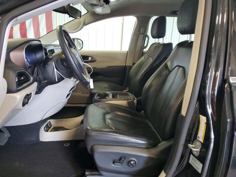 Photo 7 from auction – 2018 CHRYSLER PACIFICA with VIN 2C4RC1BG1JR103871