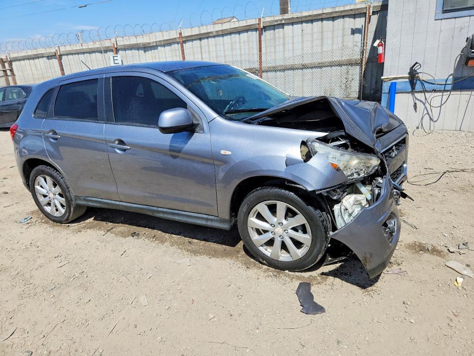 Photo 4 from auction – 2014 MITSUBISHI OUTLANDER 4D 2WD with VIN 4A4AP3AU6EE013213