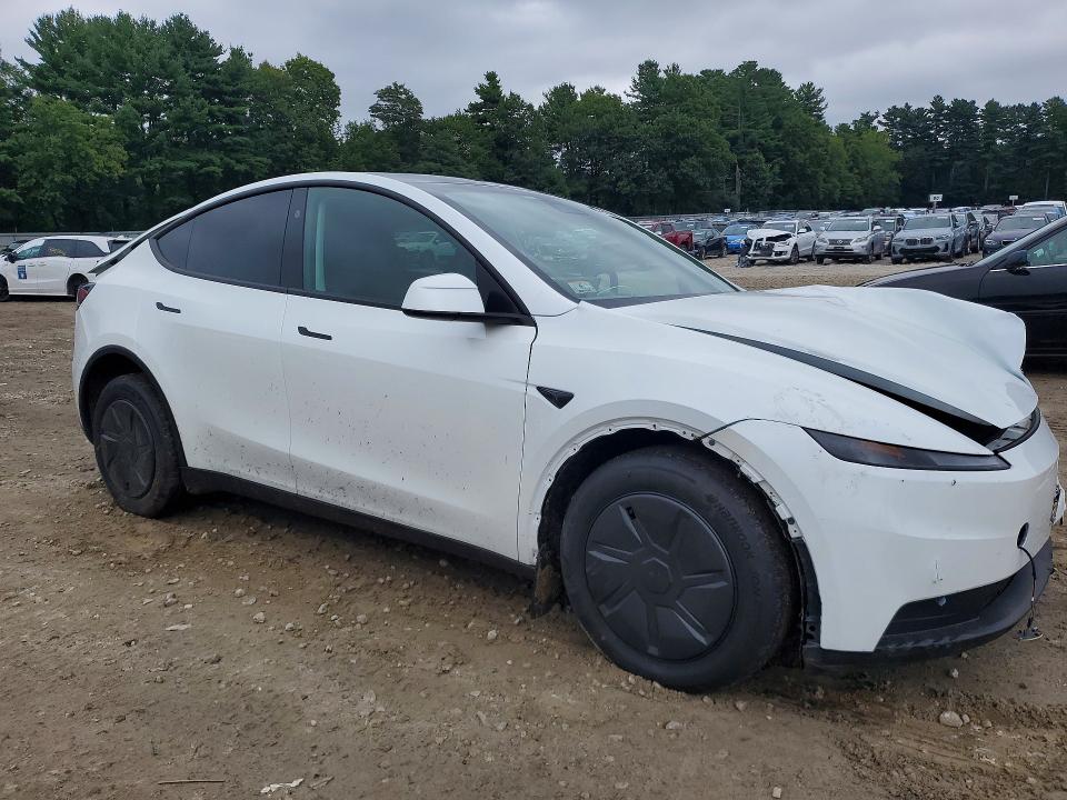 Photo 4 from auction – 2026 TESLA MODEL  Y with VIN 7SAYGDED4TA688785