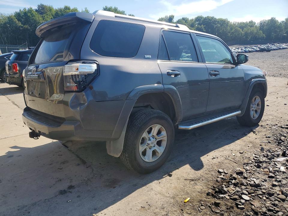 Photo 3 from auction – 2016 TOYOTA 4RUNNER with VIN JTEBU5JR4G5333950