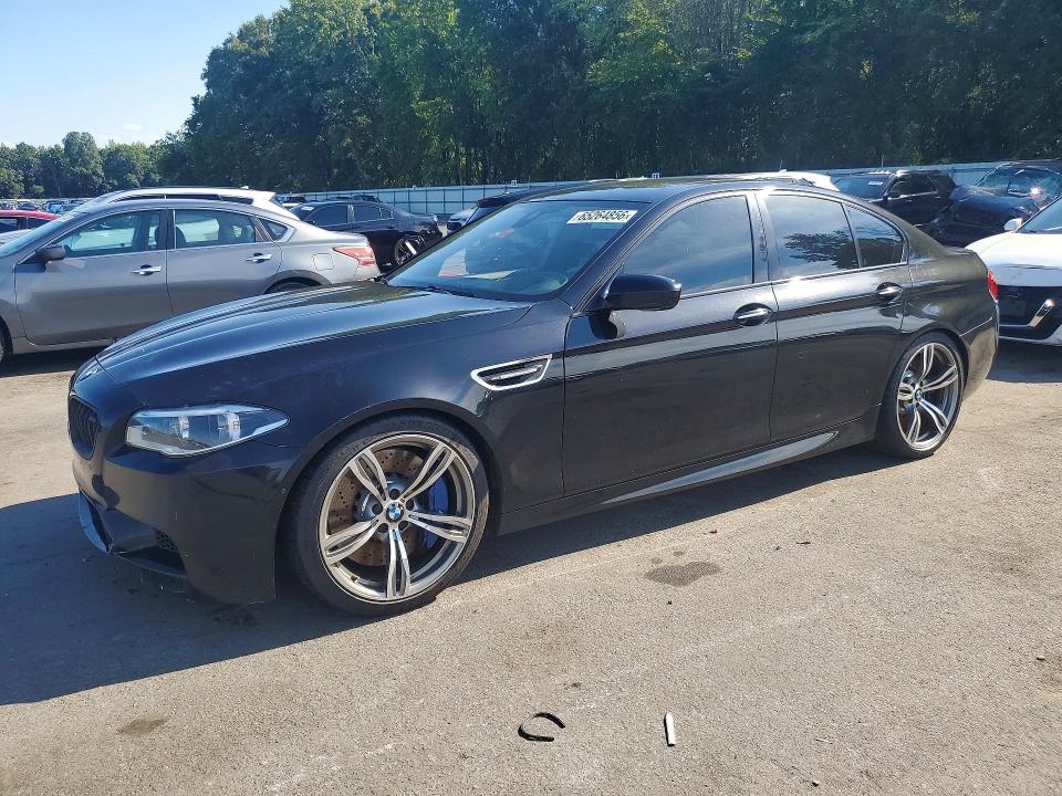 Снимка 1 от търг – 2014 BMW M5 с VIN WBSFV9C58ED097724