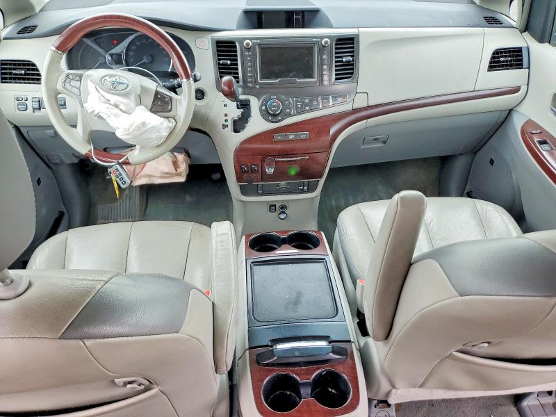 Photo 8 from auction – 2012 TOYOTA SIENNA with VIN 5TDDK3DC3CS039216