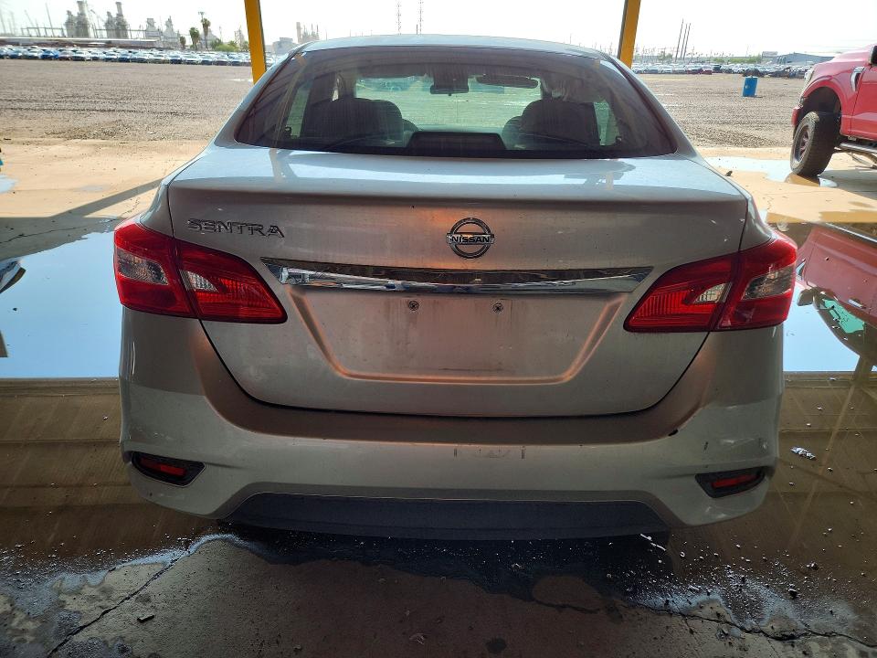Photo 6 from auction – 2017 NISSAN SENTRA with VIN 3N1AB7AP1HY390954