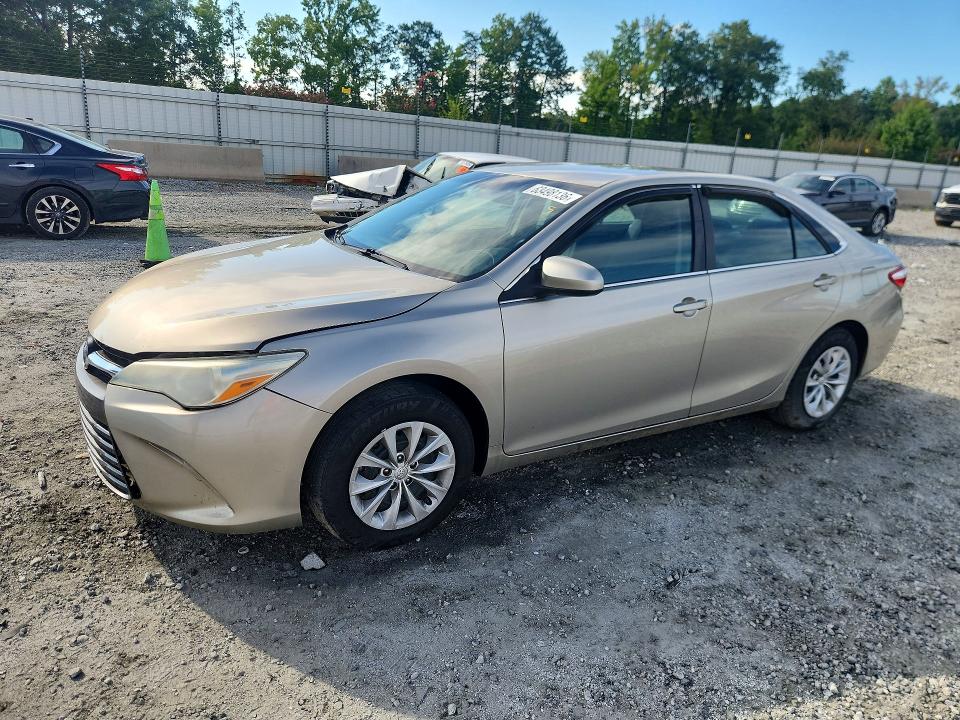 TOYOTA CAMRY 2015 with VIN 4T4BF1FK8FR462668 - Photo from auction
