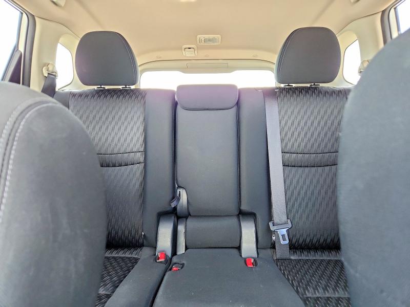 Photo 10 from auction – 2017 NISSAN ROGUE with VIN KNMAT2MV7HP573493