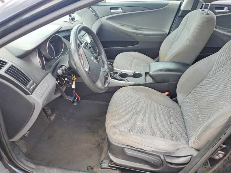 Photo 7 from auction – 2011 HYUNDAI SONATA with VIN 5NPEB4AC1BH121884