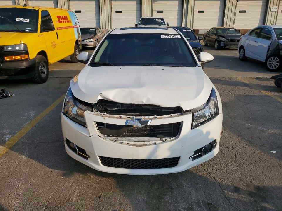 Photo 5 from auction – 2014 CHEVROLET CRUZE with VIN 1G1PC5SB2E7227280