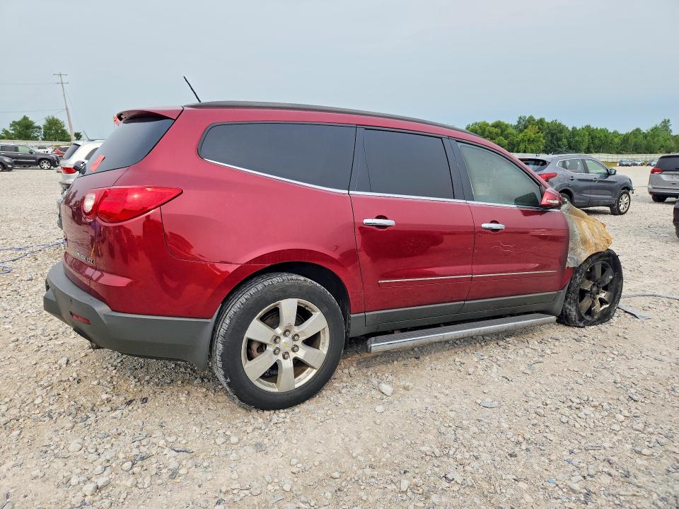 Photo 3 from auction – 2011 CHEVROLET TRAVERSE with VIN 1GNKVLED4BJ223508