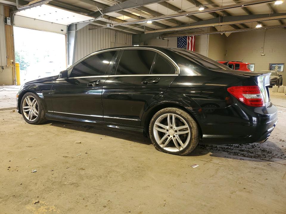 Photo 2 from auction – 2013 MERCEDES-BENZ C with VIN WDDGF8AB6DR265136