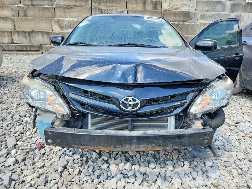 Photo 5 from auction – 2012 TOYOTA COROLLA with VIN 2T1BU4EE5CC872726