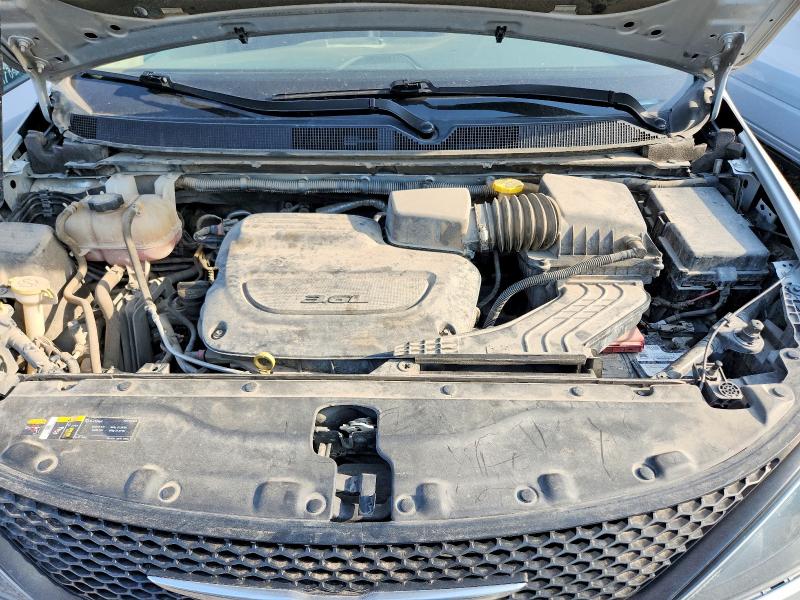 Фото 12 с аукциона – 2023 CHRYSLER VOYAGER с VIN 2C4RC1CG3PR548426