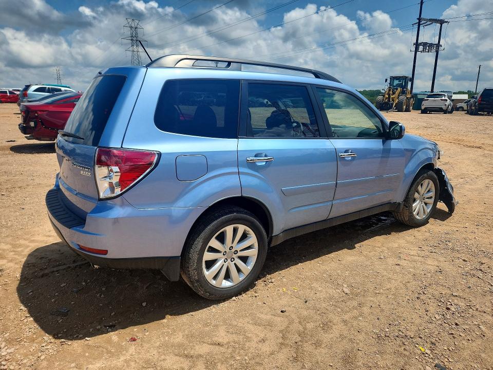 Photo 3 from auction – 2012 SUBARU FORESTER with VIN JF2SHAEC5CH469392