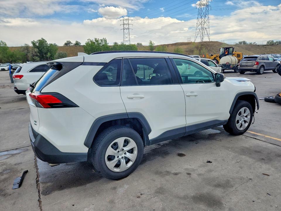 Photo 3 from auction – 2021 TOYOTA RAV4 with VIN 2T3F1RFV9MW175282