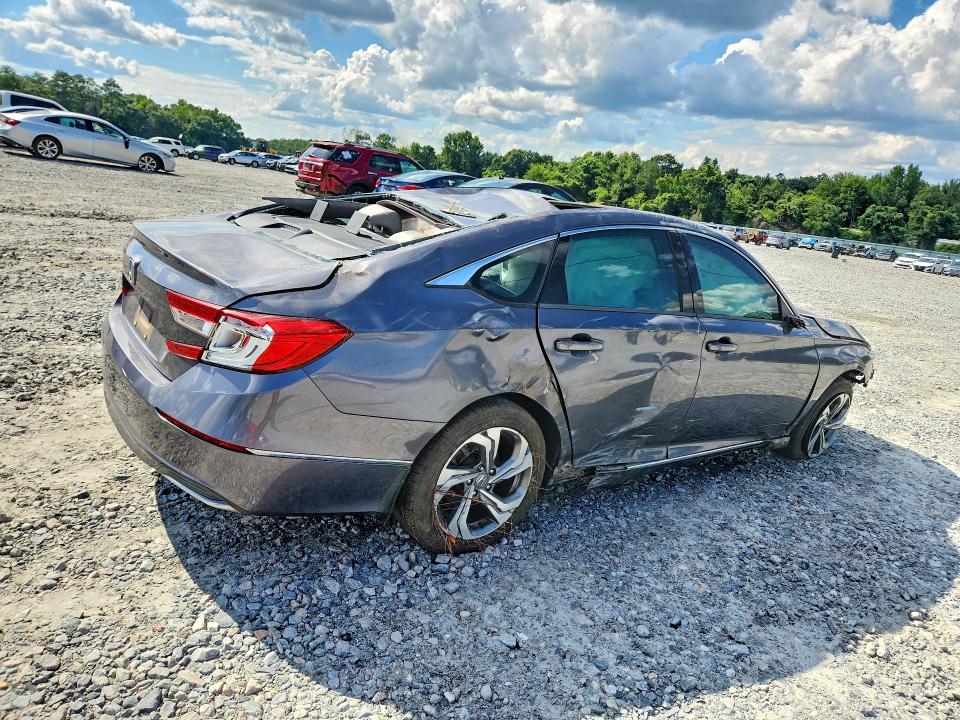 Photo 3 from auction – 2018 HONDA ACCORD with VIN 1HGCV1F57JA085259