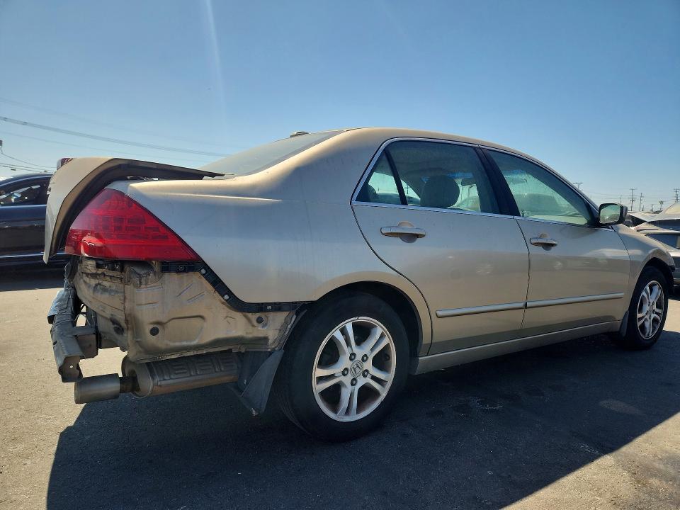 Photo 3 from auction – 2007 HONDA ACCORD with VIN 1HGCM56857A079084