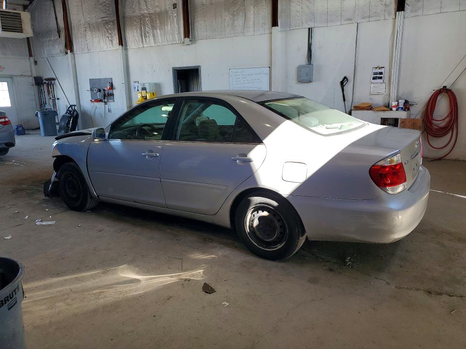 Photo 2 from auction – 2006 TOYOTA CAMRY with VIN 4T1BE32K36U727771