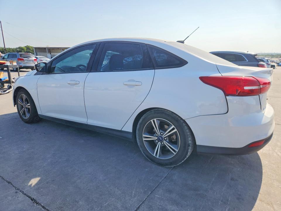 Photo 2 from auction – 2016 FORD FOCUS with VIN 1FADP3FE1GL378943