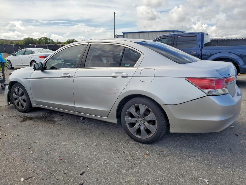 Photo 2 from auction – 2011 HONDA ACCORD with VIN 1HGCP2F64BA031279