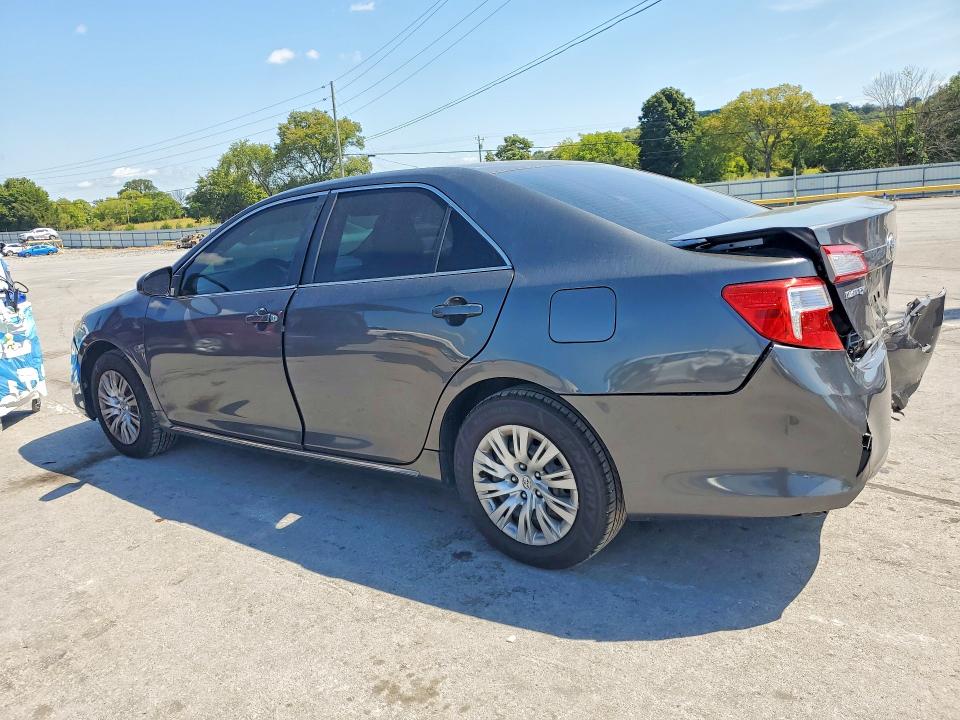 Zdjęcie 2 z aukcji – 2012 TOYOTA CAMRY z VIN 4T1BF1FK6CU031008