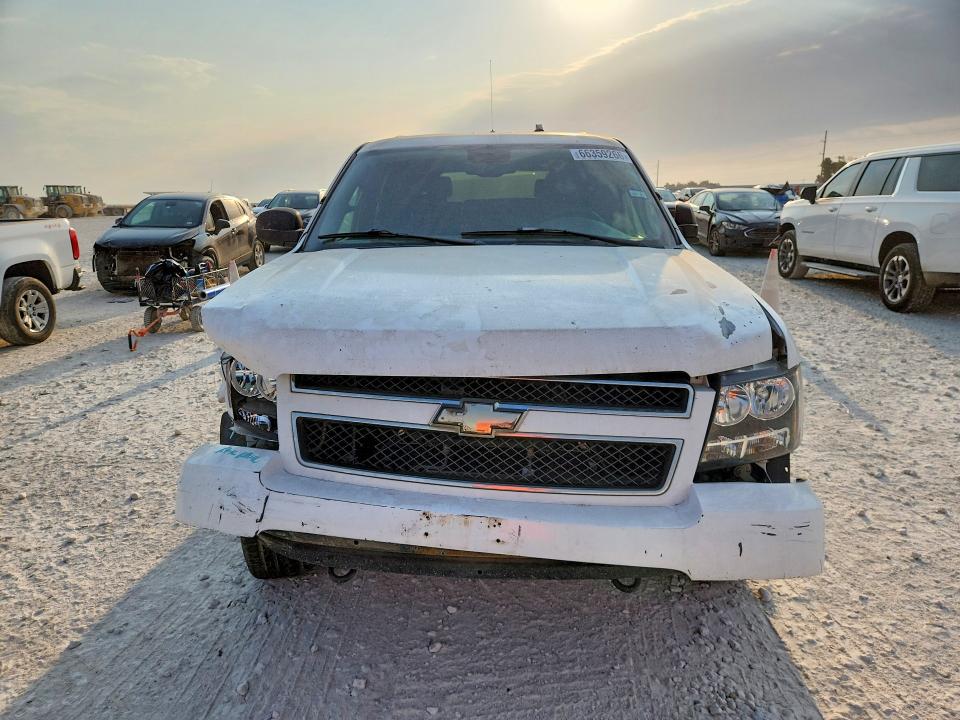 Photo 5 from auction – 2010 CHEVROLET TAHOE with VIN 1GNUKAE04AR274784