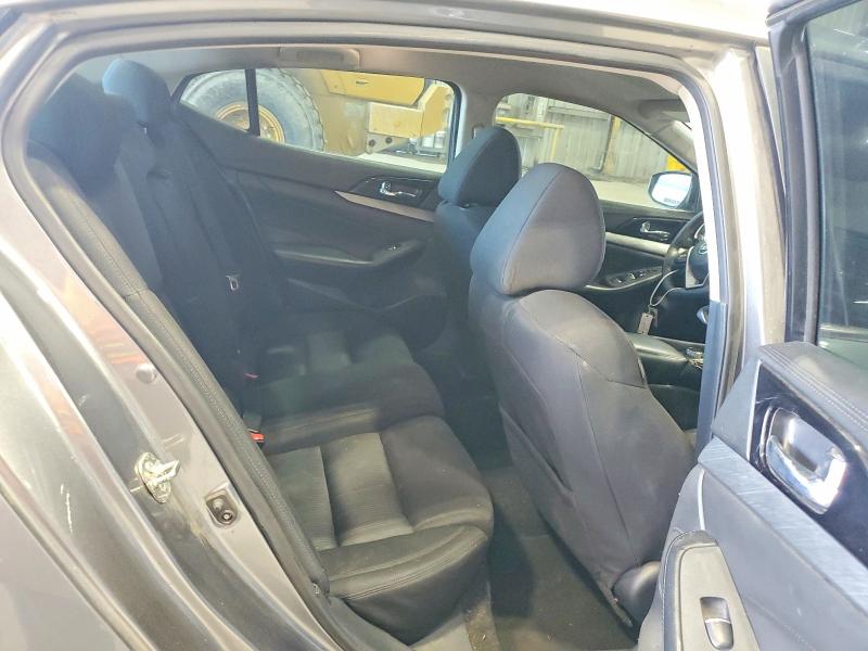 Photo 10 from auction – 2017 NISSAN MAXIMA with VIN 1N4AA6AP8HC381614