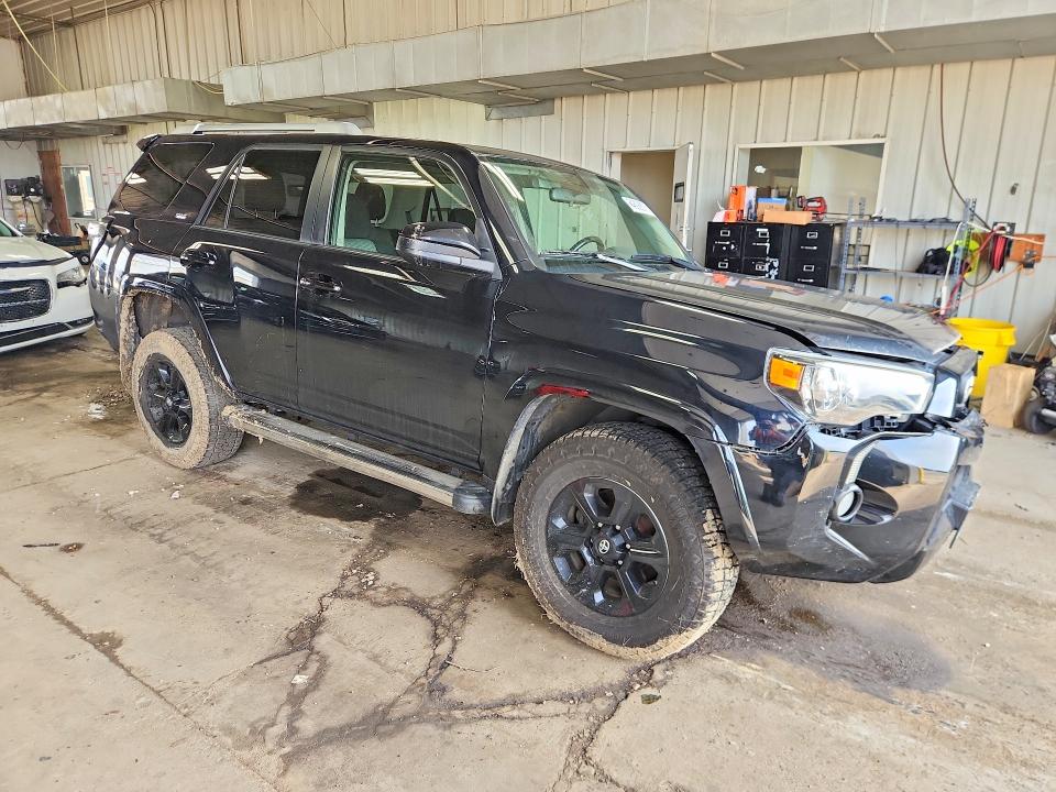 Photo 4 from auction – 2015 TOYOTA 4RUNNER with VIN JTEBU5JR6F5212285