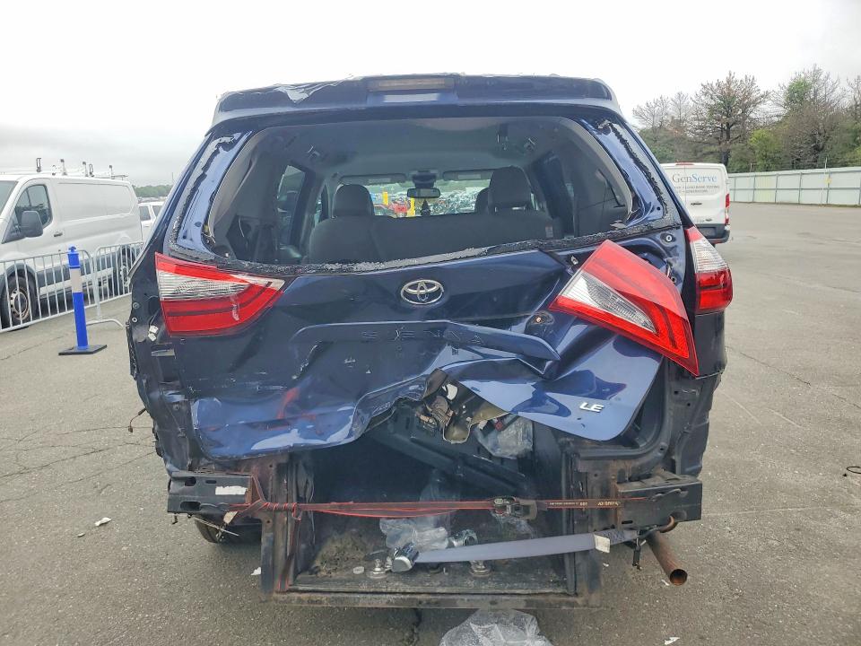 Photo 6 from auction – 2020 TOYOTA SIENNA with VIN 5TDKZ3DC0LS059183