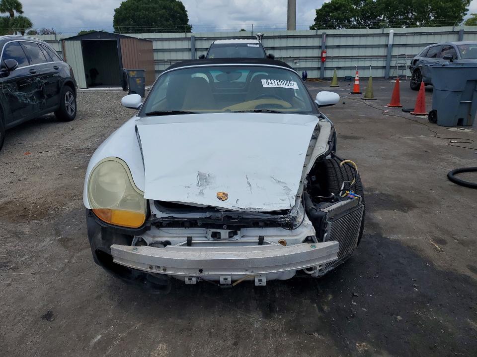 Photo 5 from auction – 1999 PORSCHE BOXSTER with VIN WP0CA2984XU627477