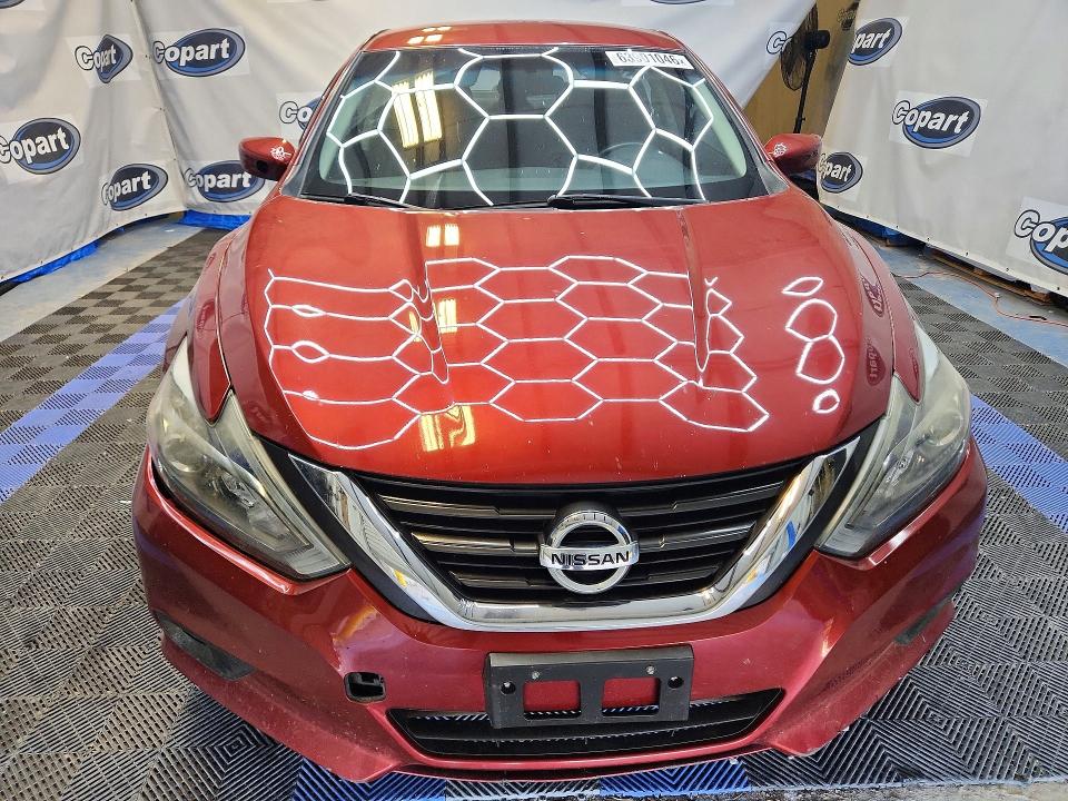 Photo 5 from auction – 2017 NISSAN ALTIMA with VIN 1N4AL3AP1HC154452