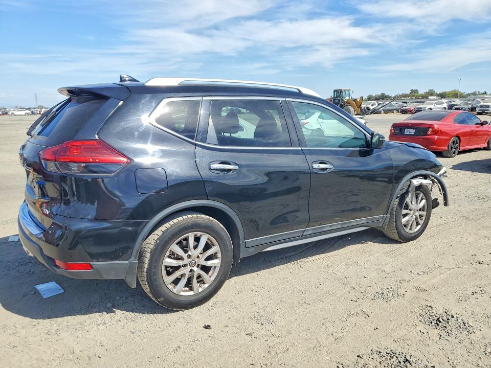 Photo 3 from auction – 2017 NISSAN ROGUE with VIN 5N1AT2MN5HC751095