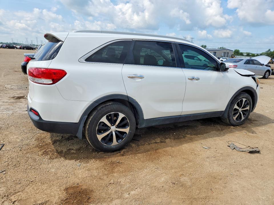 Photo 3 from auction – 2017 KIA SORENTO with VIN 5XYPHDA58HG260225