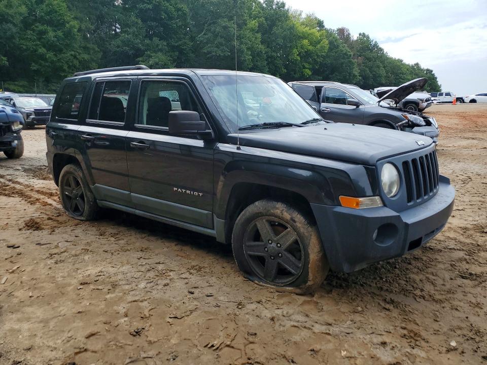 Photo 4 from auction – 2011 JEEP PATRIOT with VIN 1J4NF1GB3BD222829