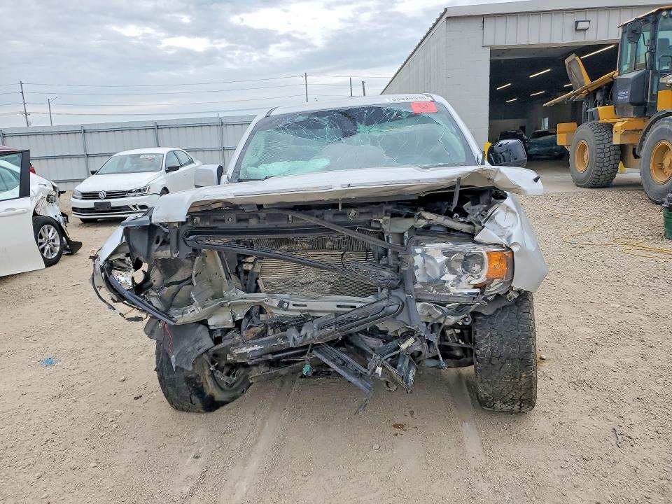 Photo 5 from auction – 2018 GMC CANYON with VIN 1GTH6CEN3J1228674