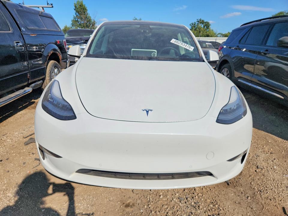 Photo 5 from auction – 2020 TESLA MODEL Y with VIN 5YJYGDEE5LF048996