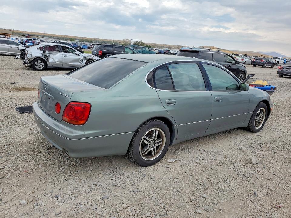Photo 3 from auction – 2004 LEXUS GS with VIN JT8BD69S240200080