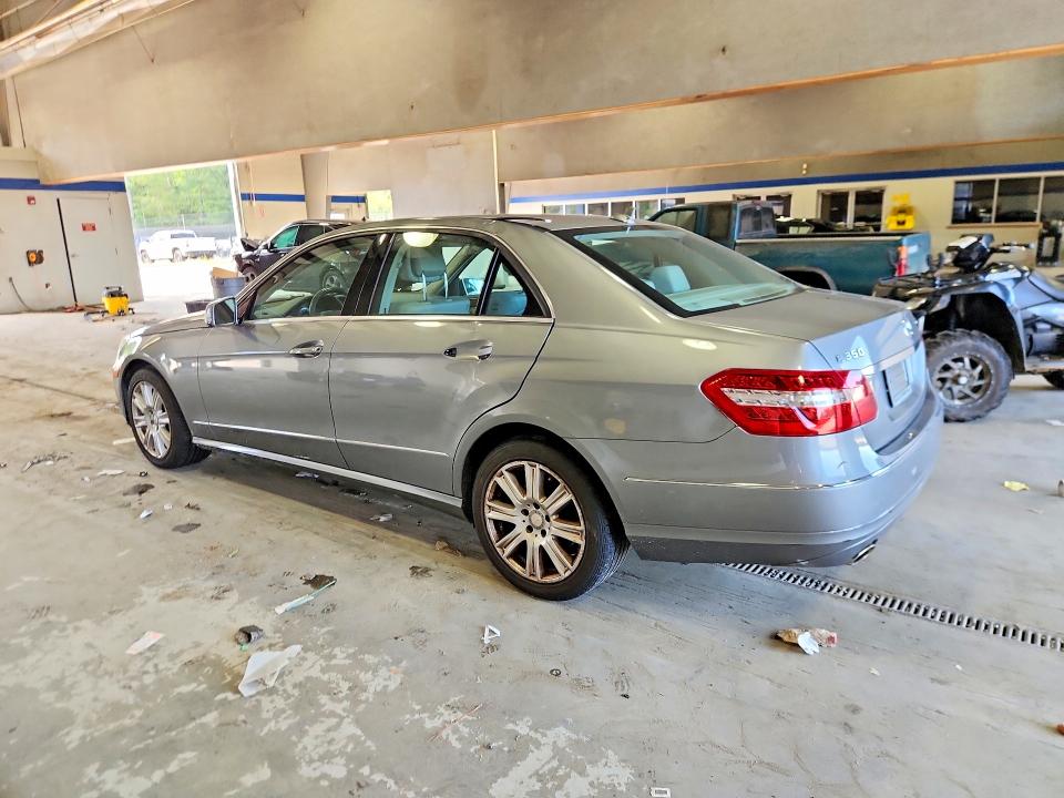 Photo 2 from auction – 2013 MERCEDES-BENZ E with VIN WDDHF8JB5DA739094