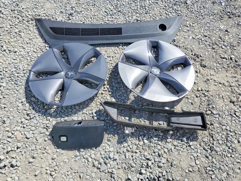 Photo 12 from auction – 2020 TESLA MODEL 3 with VIN 5YJ3E1EA6LF615227