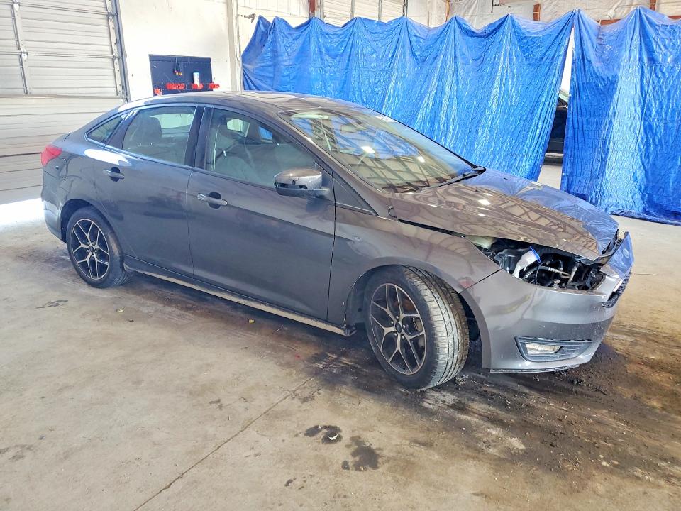 Photo 4 from auction – 2017 FORD FOCUS with VIN 1FADP3H2XHL248471